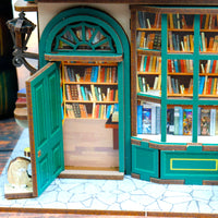 Bin de bureau - Bouc à la librairie (bois)