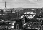 Ravensburger Paris and the Seine River