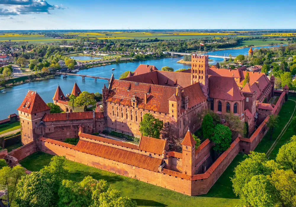 View of The Malbork Castle, Poland (500pcs)