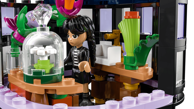 LEGO® - Wednesday - Black Dahlia Flower