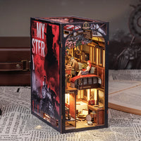 Book Nook - Train Mystery Case (Wood)