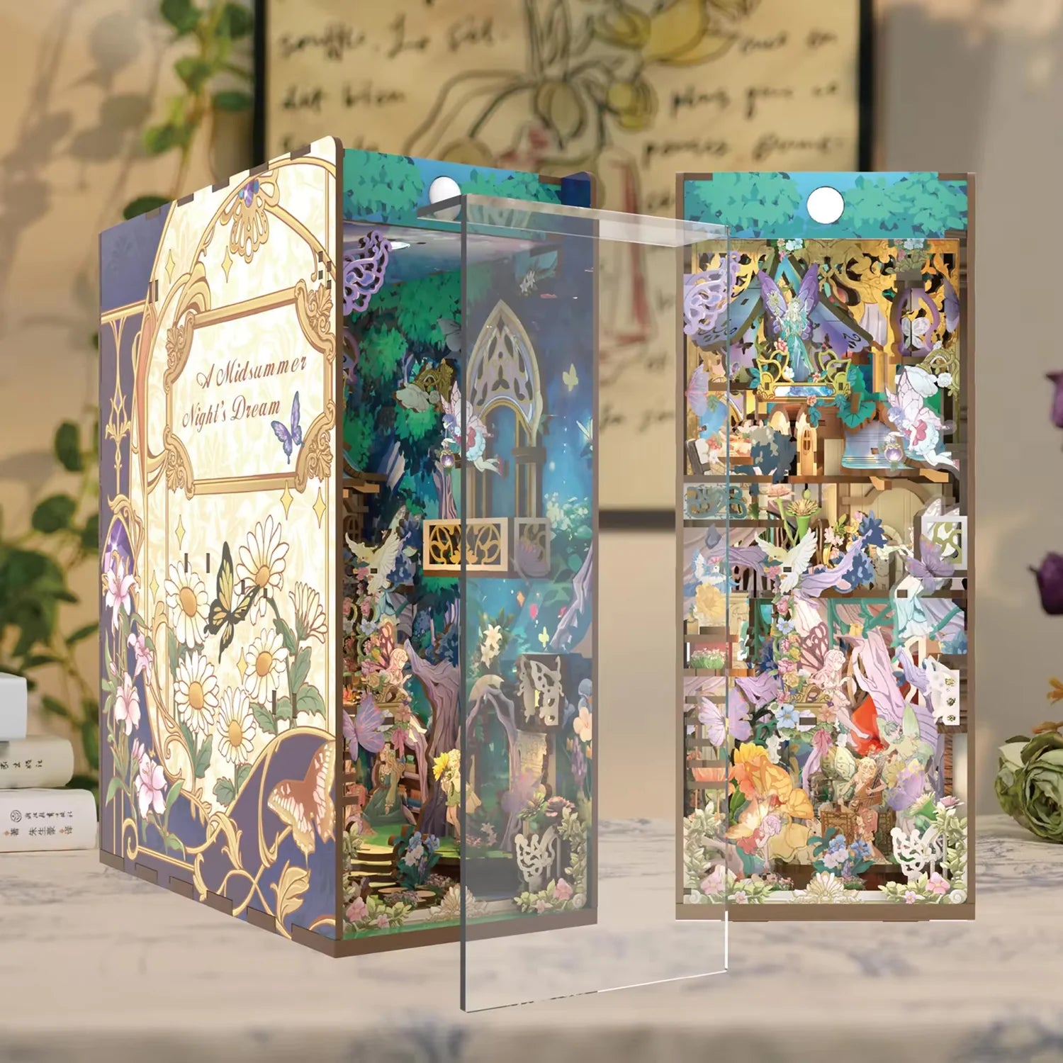 Book Nook - A Midsummer's Night Dream (Wood with dust cover)
