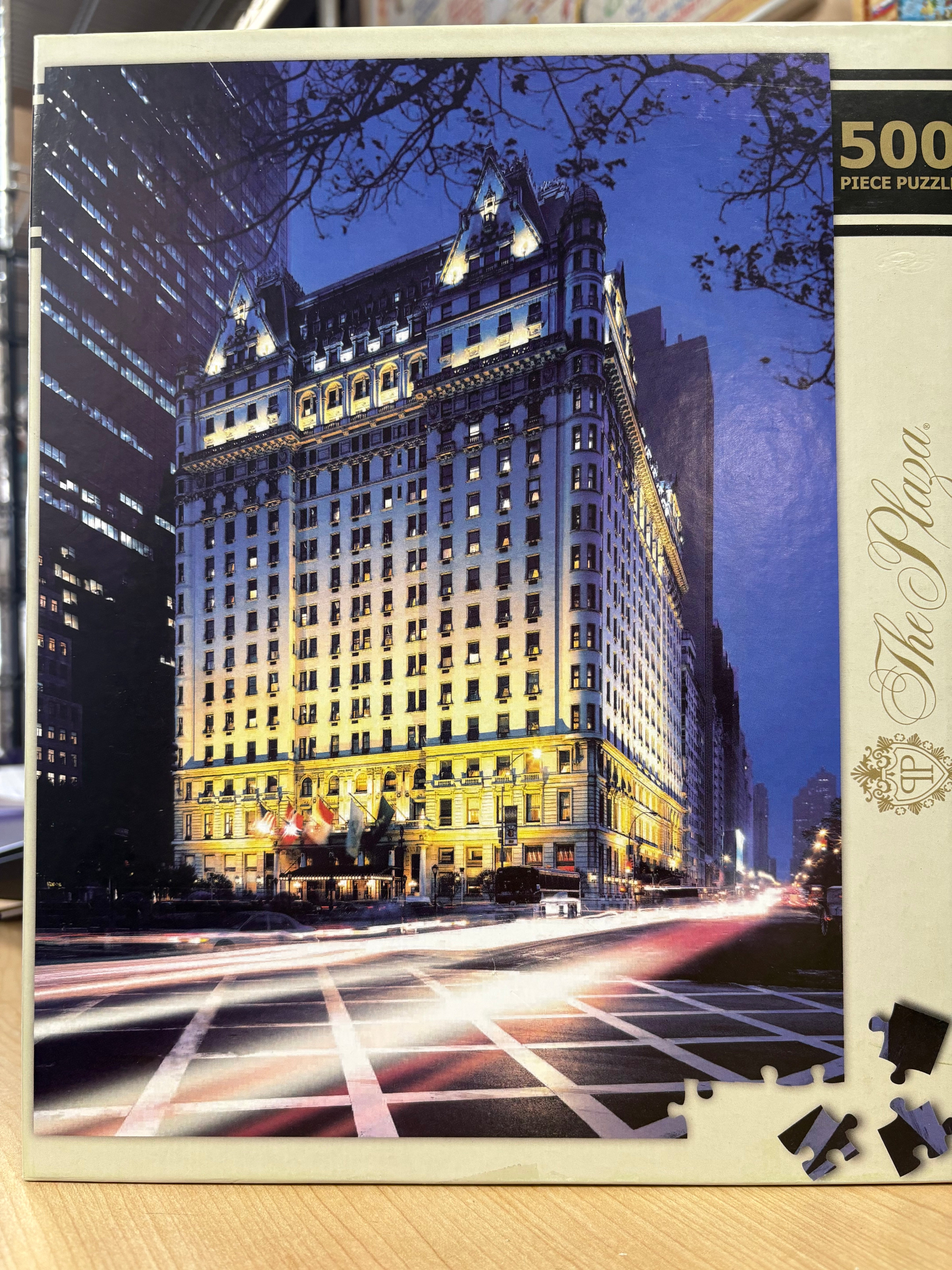 PFG The Plaza (500pcs) (Usage/Used - PUZZLES FOR GOOD)
