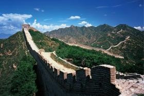 The Great Wall of China (GLOW-IN-THE-DARK)
