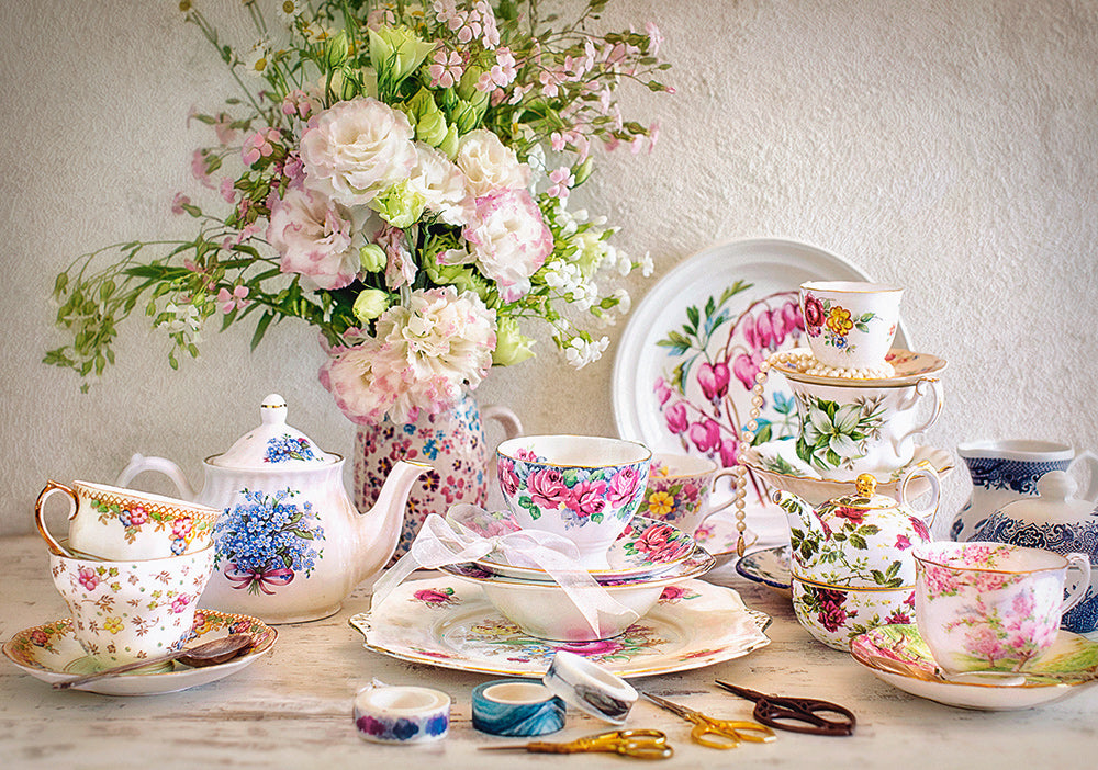 Nature morte avec de la porcelaine et des fleurs (500pcs)