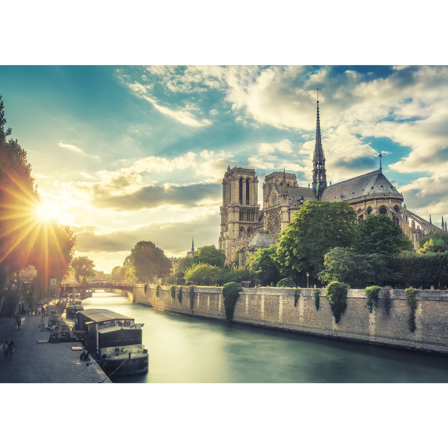 DMG Notre-Dame Sur La Seine (1000pcs) (DAMAGED BOX)