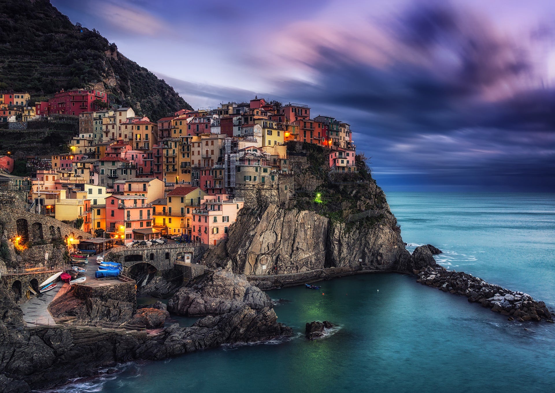 Enjoy- Manarola at Dusk, Cinque Terre, Italy (1000pcs)