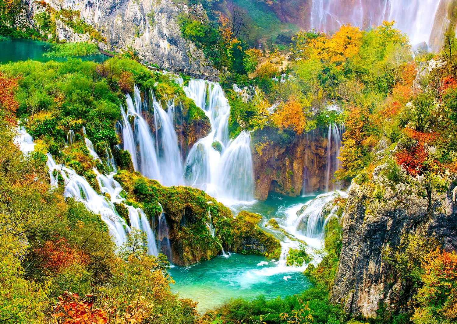 Plitvice Waterfalls in Autumn (1000pcs)