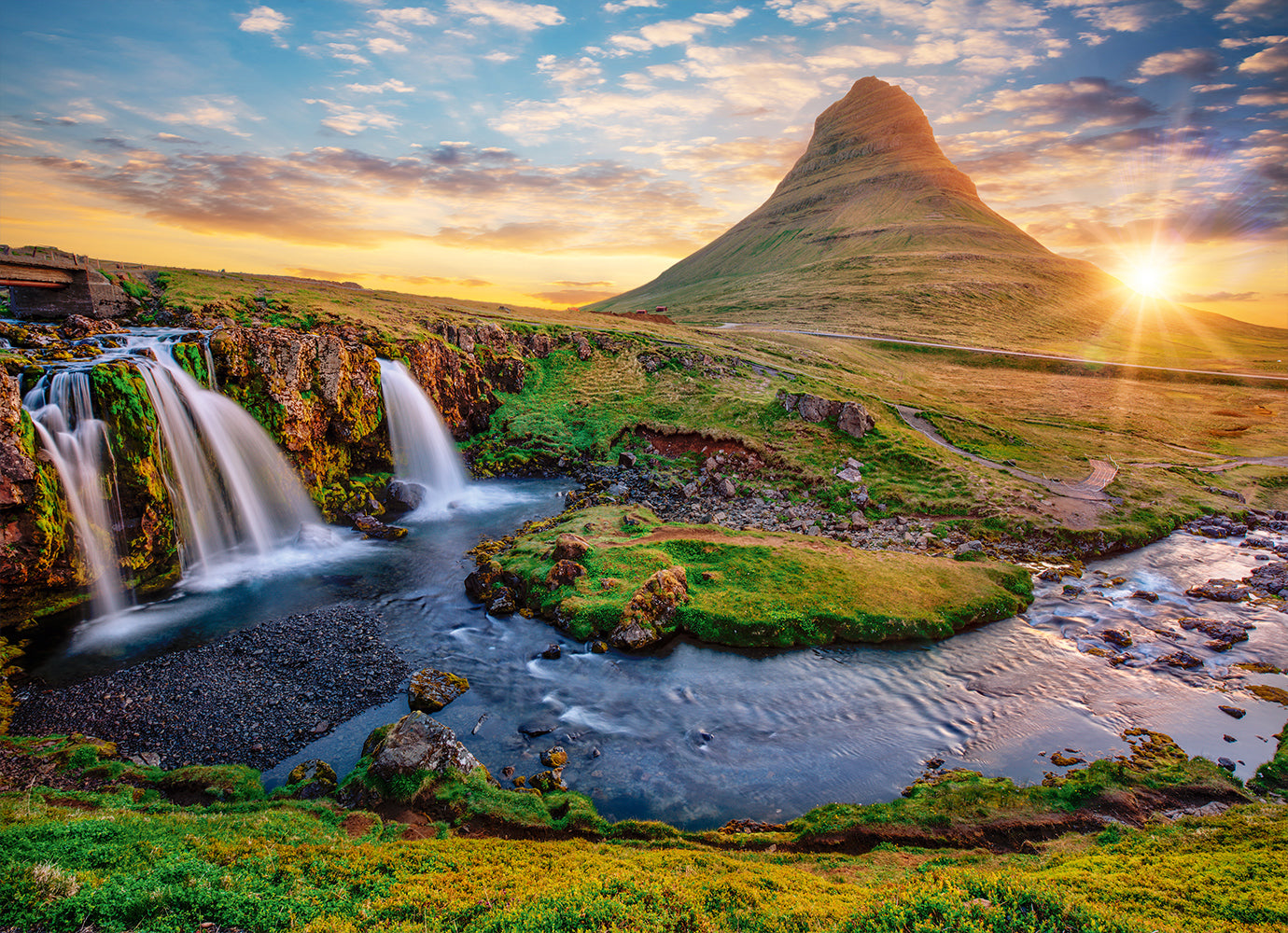 Waterfall in Iceland, Kirkjufellsfoss (2000pcs)